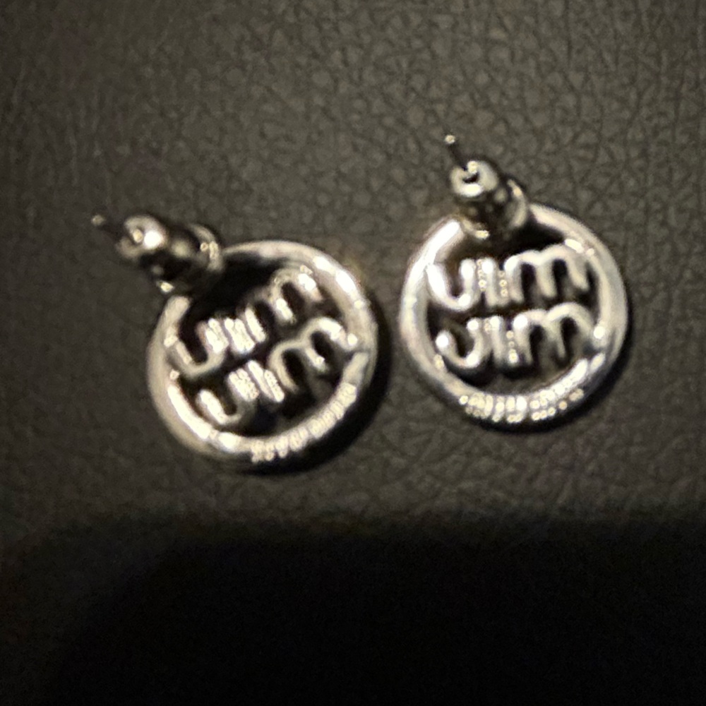 Miu Logo Stud Earrings - Picture 5 of 5